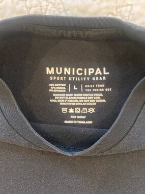 Municipal L T-shirt black